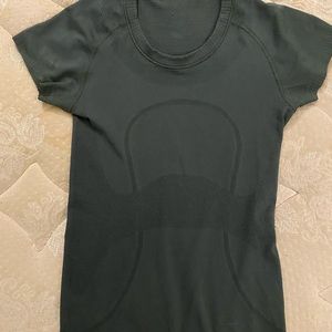 Lululemon Swiftly Tech